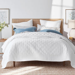Pintuck Quilt - White, Full/Queen