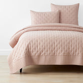 Pintuck Quilt - Faded Rose, Twin