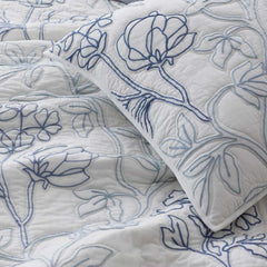 Rashika Garden Quilt - White, Twin/Twin XL
