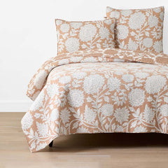 Feliciana Chrysanthemum Reversible Quilt - Clay, King/Cal. King