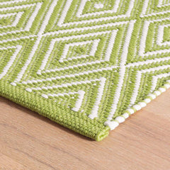 Diamond Handwoven Indoor/Outdoor Rug - Green, 2' x 3'