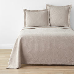 Putnam Cotton Matelassé Bedspread - Dune
