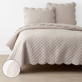 Scallop Quilt - Linen, Full/Queen