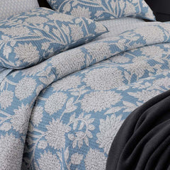 Feliciana Chrysanthemum Reversible Quilted Sham - Blue, King