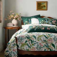 Peacock Classic Smooth Sateen Comforter - Cream, Twin/Twin XL