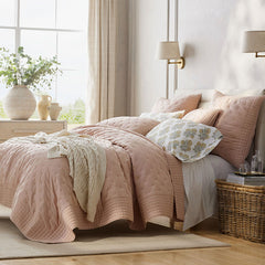 Pintuck Quilt - Faded Rose, King
