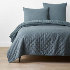 Petite Tufted Quilt - Mineral, King/Cal. King