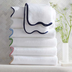Scalloped Edge Washcloth - Pink