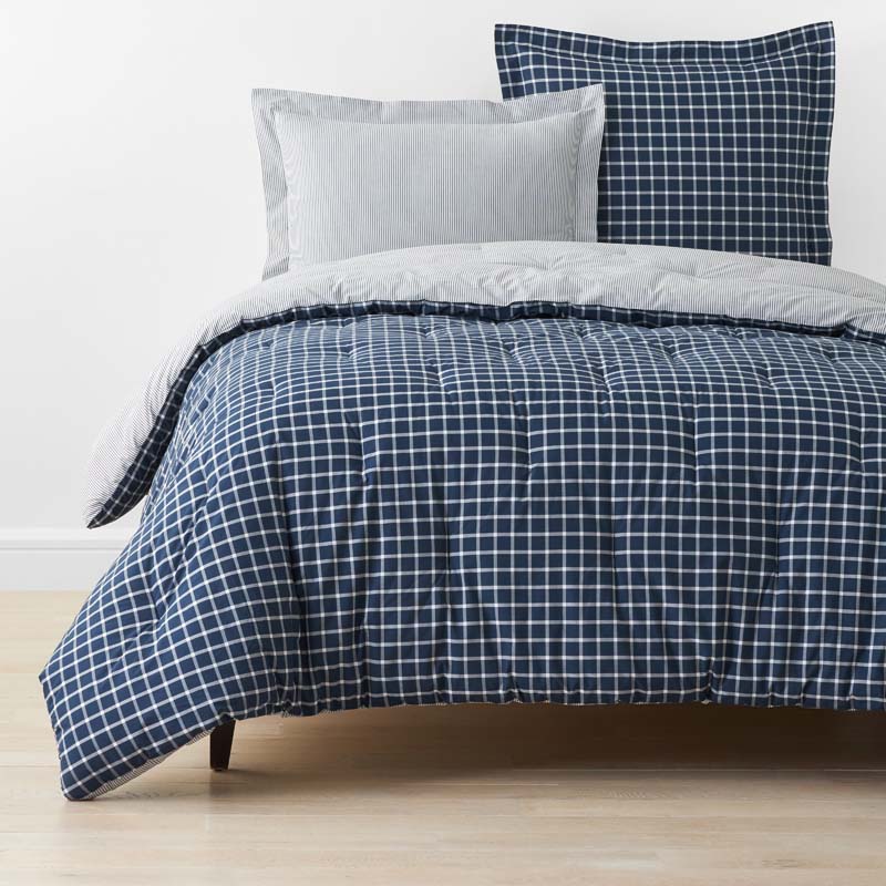 Classic Stripes and Plaids Cool Yarn-Dyed Cotton Percale Reversible Comforter - Windowpane White/Navy, King/Cal King