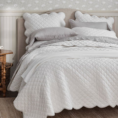 Scallop Quilted Sham - White, King