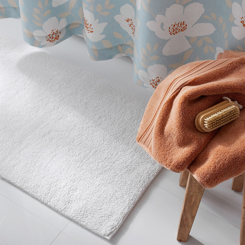 Bath Rug - Pale Yellow, Contour