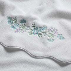 Embroidered Scallop Hand Towel - Flower