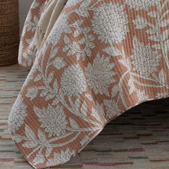 Feliciana Chrysanthemum Reversible Quilted Sham - Clay, King