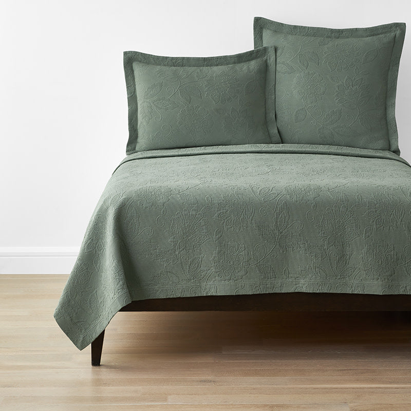 Putnam Cotton Matelassé Coverlet - Thyme
