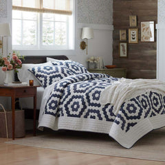 Gwenivere Quilt - Ivory, Full/Queen