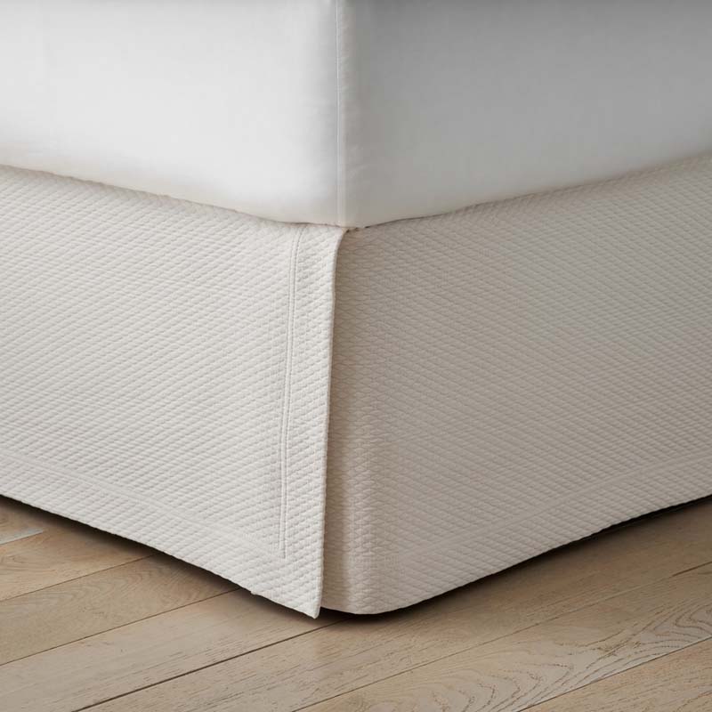Matelassé 18 in. Bed Skirt - Diamond Weave Ivory, Twin