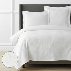 Leaf Matelassé Coverlet