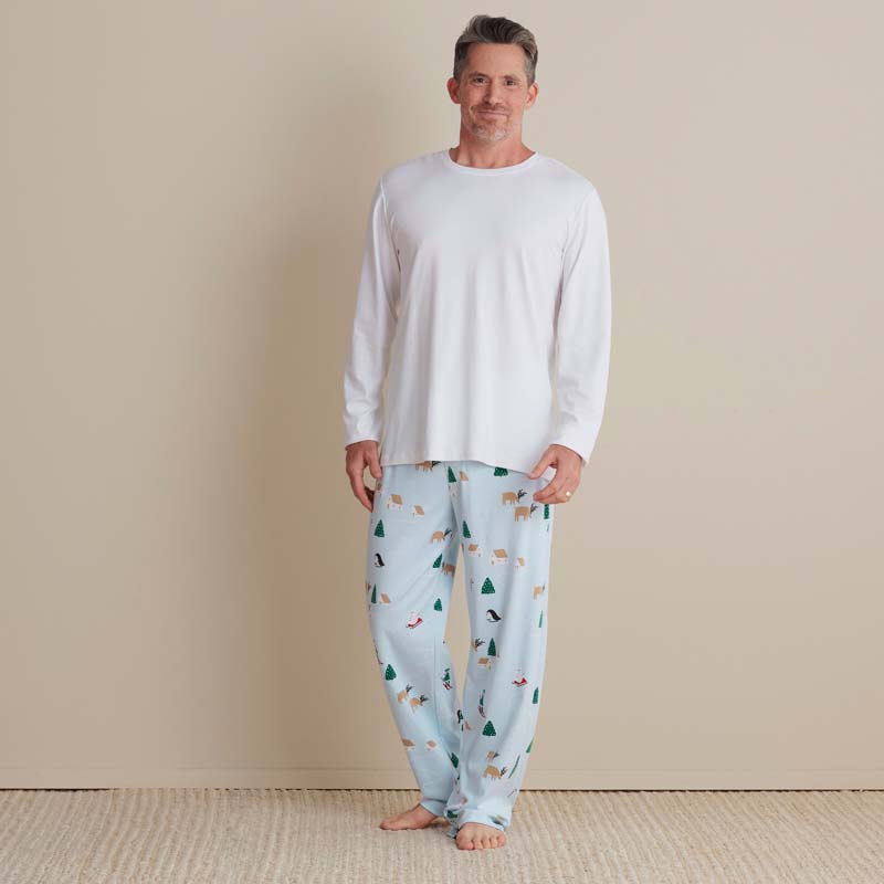 Family Printed Peruvian Cotton Men's Pajama Set - Santa's Ski Dash, M