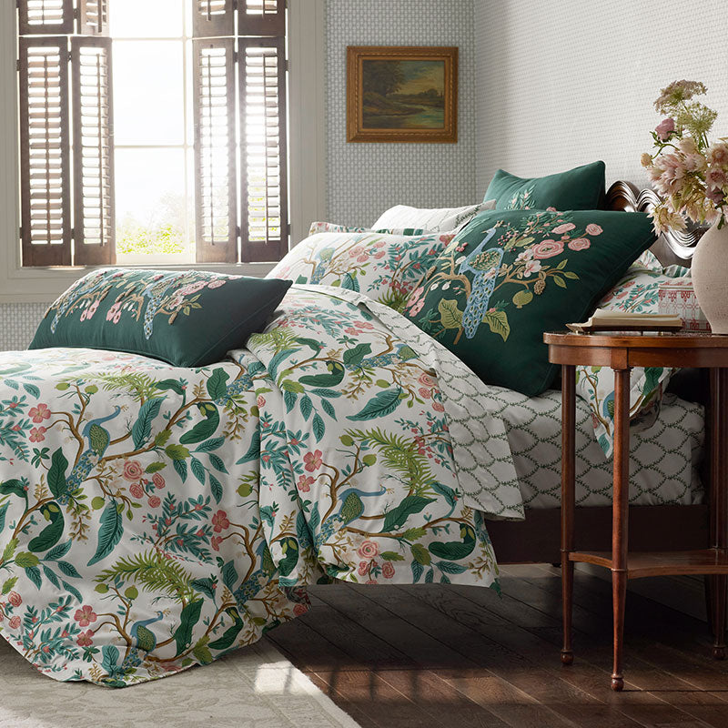 Peacock Classic Smooth Sateen Comforter - Cream, King/Cal. King