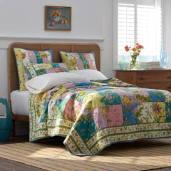 Darla Patchwork Quilt - Multi, Twin/Twin XL